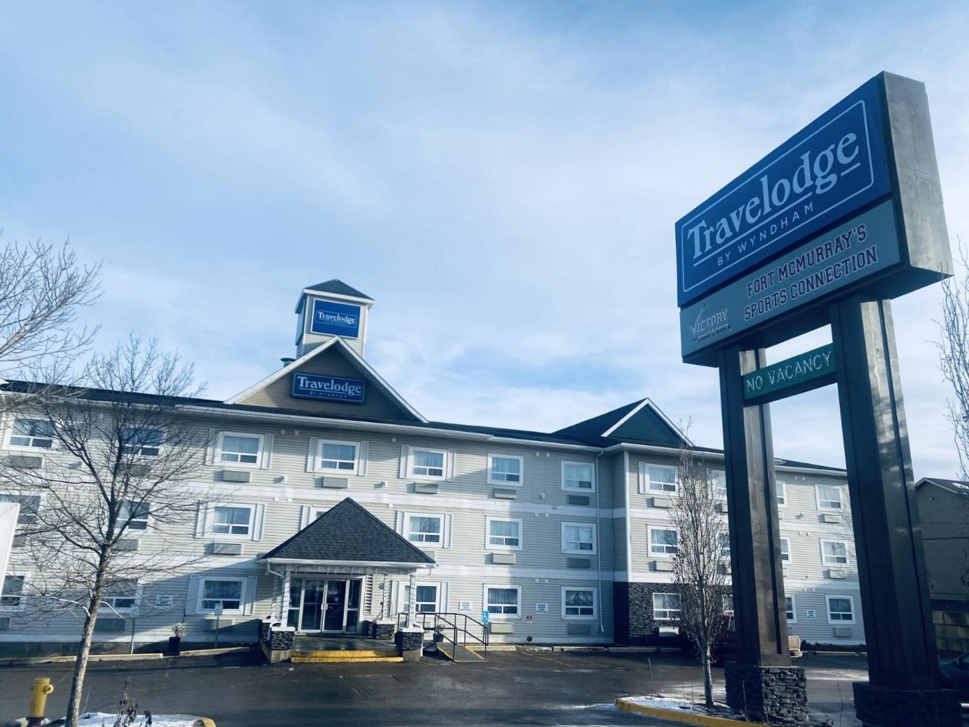 Travelodge By Wyndham פורט מקמארי מראה חיצוני תמונה