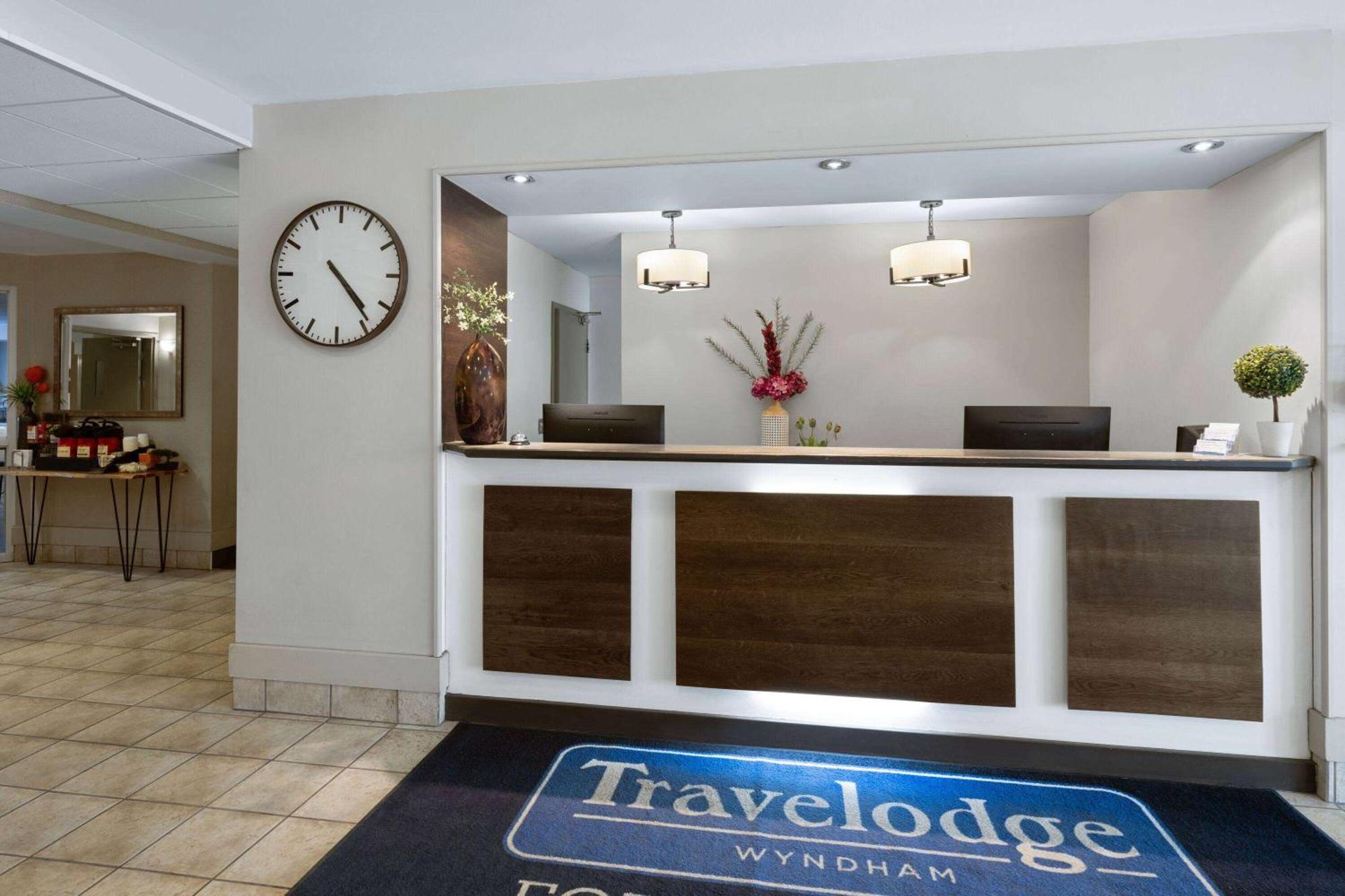 Travelodge By Wyndham פורט מקמארי מראה חיצוני תמונה